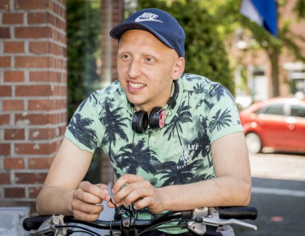Ayoub Aydin op de fiets